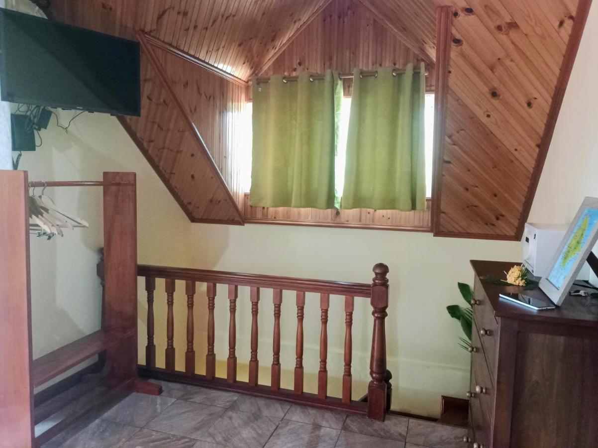 Badamier Self-Catering La Digue Exterior foto